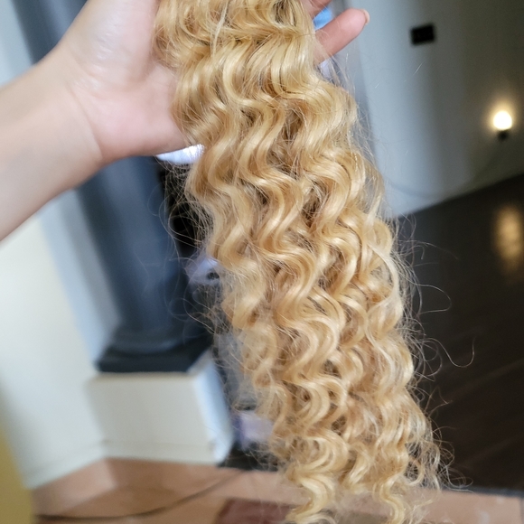 Hair extensions - Picture 2 of 4